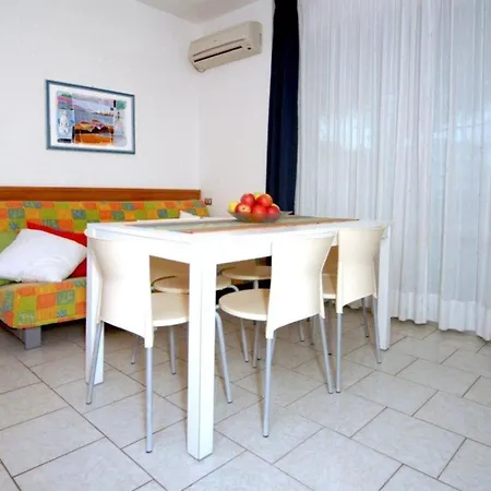 Seaside Escape Flat For Up To 6 Guests Bibione