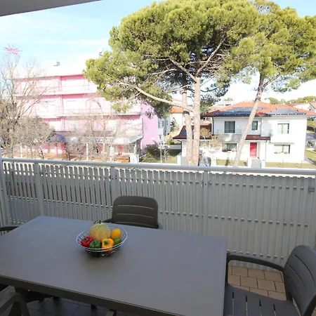 Seaside Escape Flat For Up To 6 Guests Apartment *
